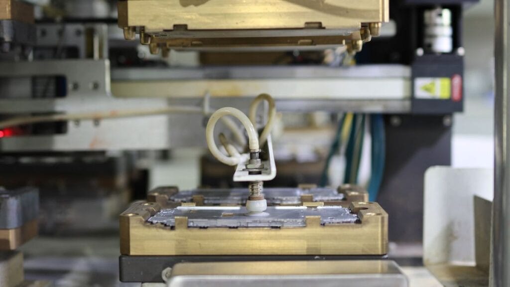 die casting machine mold metal parts factory