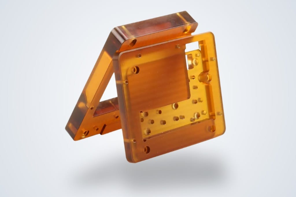 наши услуги по обработке на станках с ЧПУ ultem