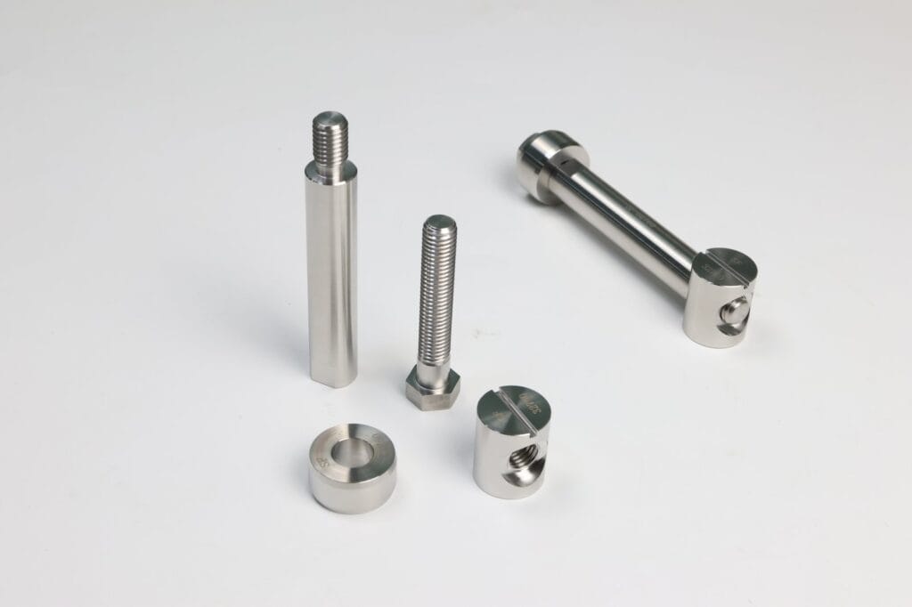 stainless steel cnc turned bolts pins spacers connectors
