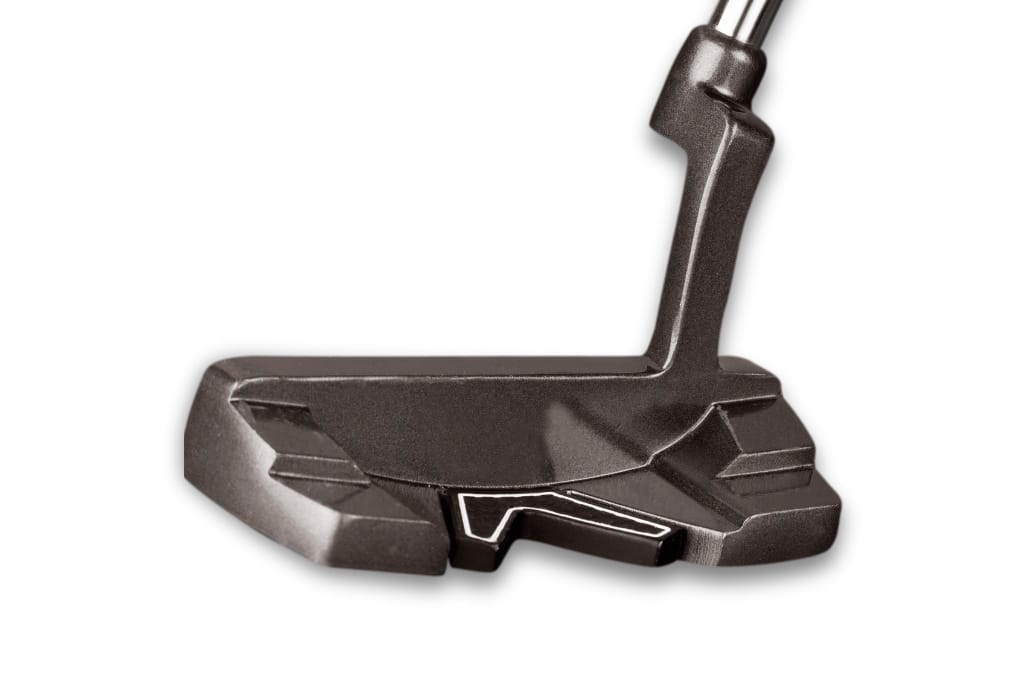what customization options are available for golf putters